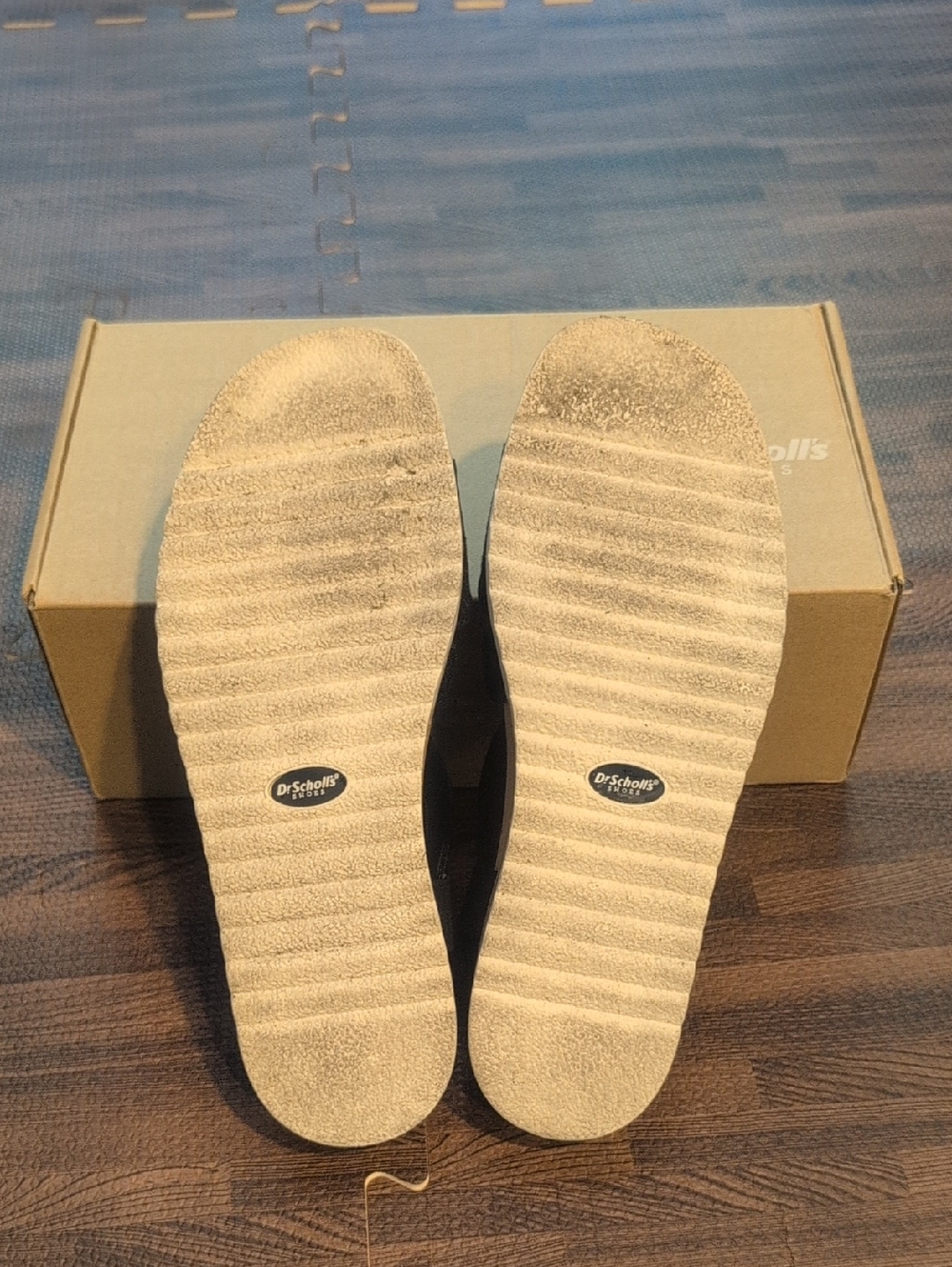 Dr. Scholl's Women's Islander Sandal Size 8 Black Microfiber - Picture 4 of 7